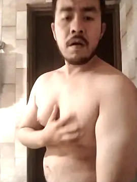 Snapshot of Man456545 chatting on December 17, 2025, 8:30 am Man456545 online show from December 17, 2025, 8:30 am