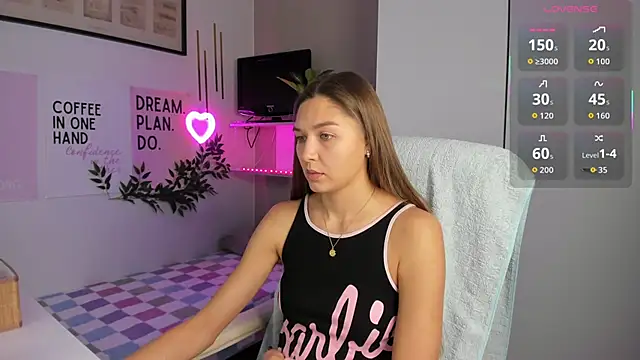 Snapshot of SofiaLolipop chatting on November 28, 2025, 7:30 am SofiaLolipop online show from November 28, 2025, 7:30 am