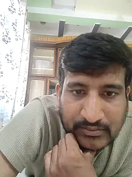 Snapshot of honeyrose765 chatting on March 16, 2025, 7:59 am honeyrose765 online show from March 16, 2025, 7:59 am