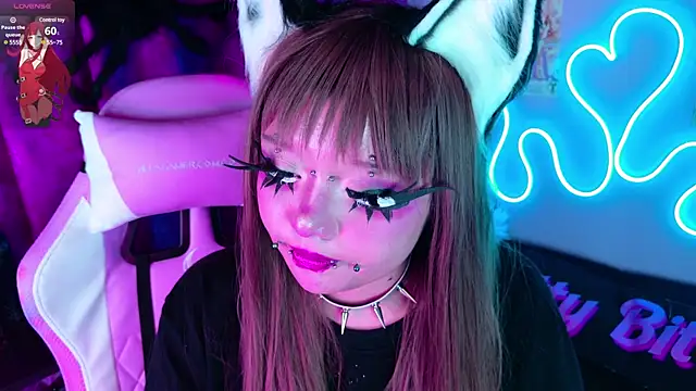 LaytonBox online show from March 3, 2025, 5:47 am