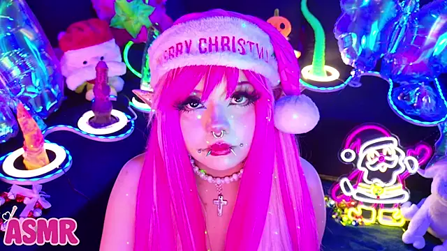 LaytonBox online show from December 21, 2025, 1:24 pm