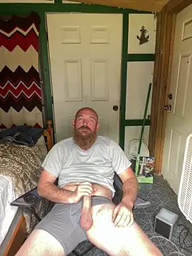 Snapshot of 32XRedBeard chatting on March 19, 2026, 9:15 pm 32XRedBeard online show from March 19, 2026, 9:15 pm