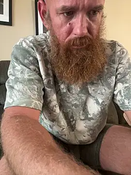 Snapshot of 32XRedBeard chatting on May 24, 2026, 12:27 pm 32XRedBeard online show from May 24, 2026, 12:27 pm