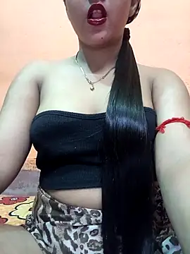 Eisha 20s online show from October 9, 2025, 10:43 pm