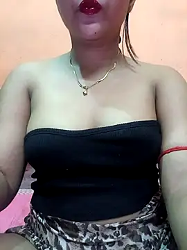 Eisha 20s online show from September 22, 2025, 10:27 pm