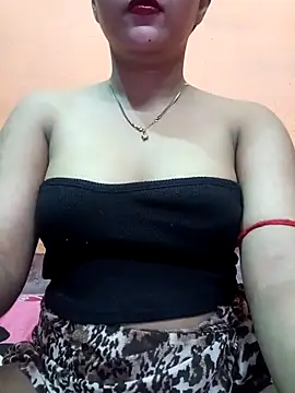 Eisha 20s online show from September 25, 2025, 10:27 pm