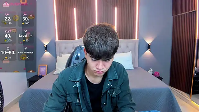 Snapshot of Tommy18__ chatting on November 23, 2025, 3:38 am Tommy18 online show from November 23, 2025, 3:38 am