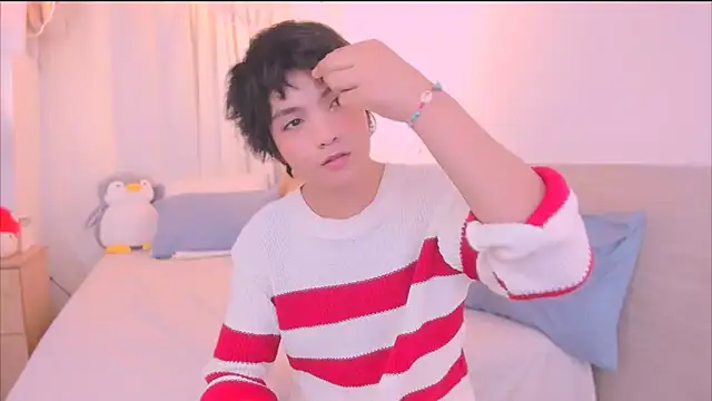 Snapshot of AllanYong18 chatting on January 16, 2026, 8:51 am AllanYong18 online show from January 16, 2026, 8:51 am