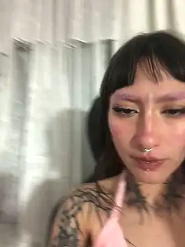 Snapshot of NubeZea chatting on January 23, 2025, 9:18 am NubeZea online show from January 23, 2025, 9:18 am