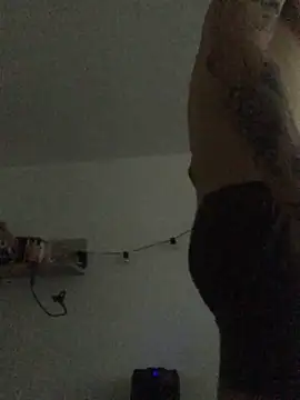 Snapshot of NubeZea chatting on February 7, 2025, 11:03 pm NubeZea online show from February 7, 2025, 11:03 pm