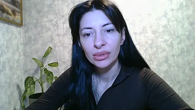 Snapshot of LissaBlossom chatting on May 1, 2026, 5:45 am LissaBlossom online show from May 1, 2026, 5:45 am