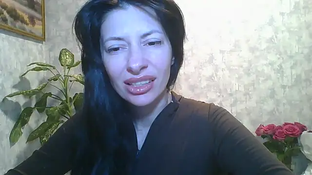 Snapshot of LissaBlossom chatting on April 21, 2026, 5:36 am LissaBlossom online show from April 21, 2026, 5:36 am