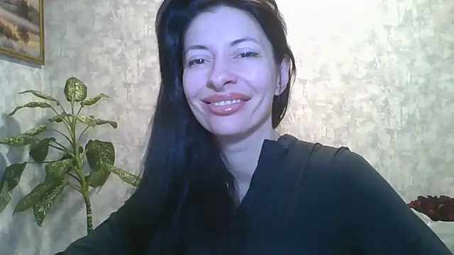 Snapshot of LissaBlossom chatting on April 28, 2026, 4:17 am LissaBlossom online show from April 28, 2026, 4:17 am