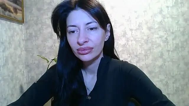 Snapshot of LissaBlossom chatting on May 6, 2026, 3:32 am LissaBlossom online show from May 6, 2026, 3:32 am