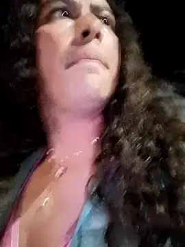 JaquiDi online show from April 24, 2026, 2:57 am