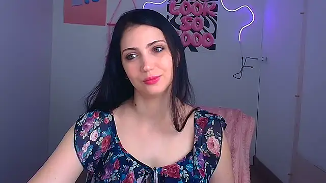 Snapshot of Amalia_amor chatting on May 22, 2026, 5:38 am Amalia amor online show from May 22, 2026, 5:38 am