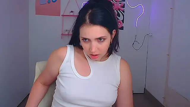 Snapshot of Amalia_amor chatting on July 28, 2026, 2:13 pm Amalia amor online show from July 28, 2026, 2:13 pm