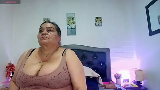 Snapshot of VickyBoobss chatting on May 12, 2026, 7:20 pm VickyBoobss online show from May 12, 2026, 7:20 pm