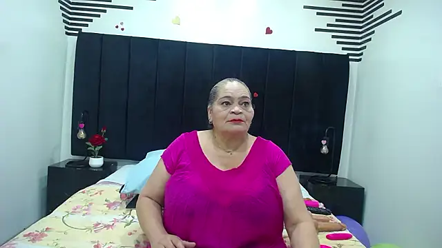 Snapshot of VickyBoobss chatting on March 5, 2026, 7:21 pm VickyBoobss online show from March 5, 2026, 7:21 pm