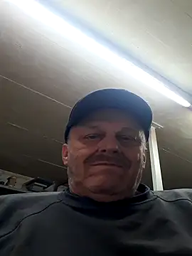 Snapshot of Schwach041967 chatting on April 22, 2026, 4:03 pm Schwach041967 online show from April 22, 2026, 4:03 pm