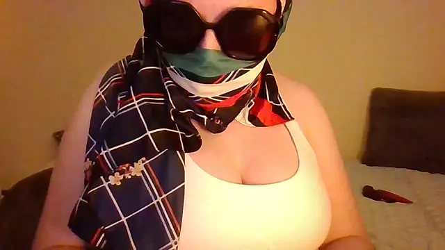 naughtybustygirl online show from January 9, 2025, 6:36 pm