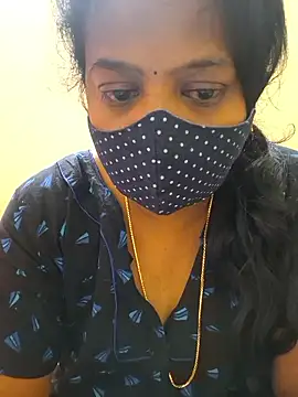 Snapshot of kanikasree chatting on January 11, 2026, 4:58 pm kanikasree online show from January 11, 2026, 4:58 pm