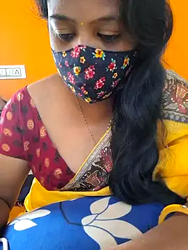 Snapshot of kanikasree chatting on January 19, 2026, 4:16 am kanikasree online show from January 19, 2026, 4:16 am