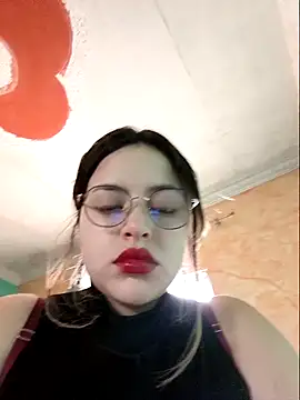 Snapshot of katty_116 chatting on January 23, 2025, 8:35 pm katty 116 online show from January 23, 2025, 8:35 pm