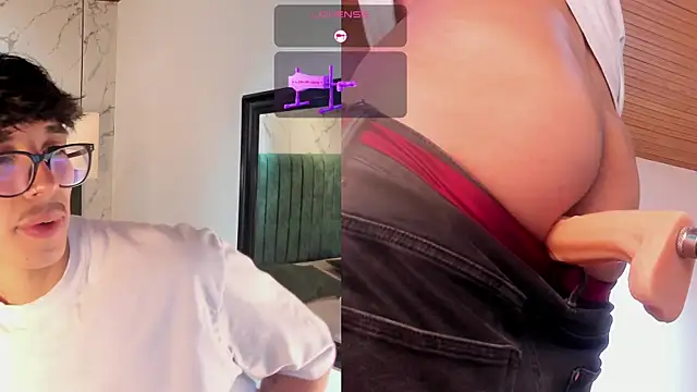 Snapshot of tim__fox chatting on October 26, 2025, 12:38 pm tim fox online show from October 26, 2025, 12:38 pm