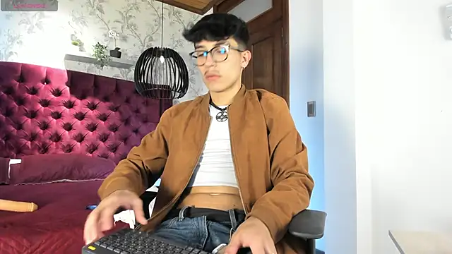 Snapshot of tim__fox chatting on October 22, 2025, 7:35 pm tim fox online show from October 22, 2025, 7:35 pm