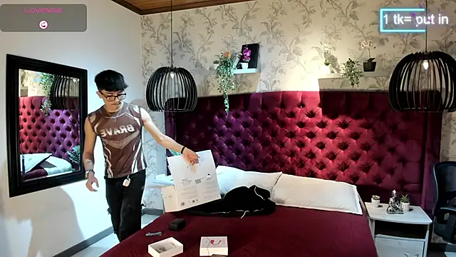 Snapshot of tim__fox chatting on October 23, 2025, 12:04 pm tim fox online show from October 23, 2025, 12:04 pm