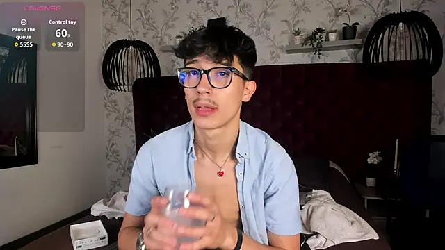 Snapshot of tim__fox chatting on November 27, 2025, 12:05 pm tim fox online show from November 27, 2025, 12:05 pm