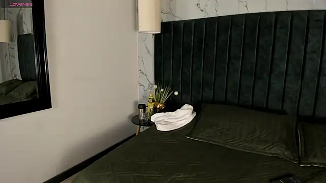 Snapshot of tim__fox chatting on November 19, 2025, 12:05 pm tim fox online show from November 19, 2025, 12:05 pm