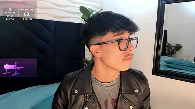 Snapshot of tim__fox chatting on November 3, 2025, 12:09 pm tim fox online show from November 3, 2025, 12:09 pm