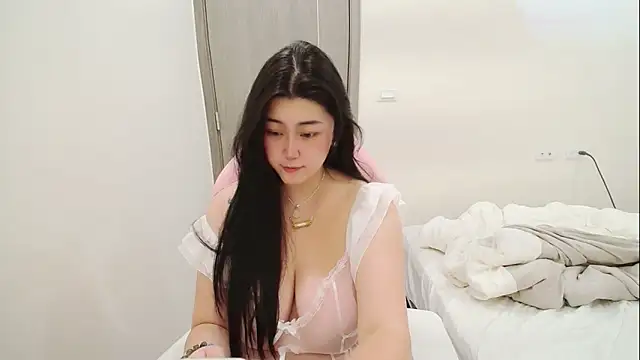 Snapshot of minnie9009 chatting on March 10, 2026, 9:24 am minnie9009 online show from March 10, 2026, 9:24 am