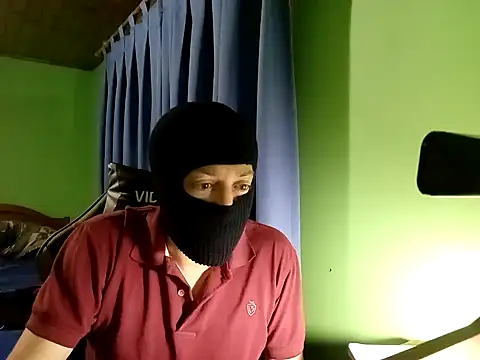superfollador online show from September 30, 2025, 11:55 pm