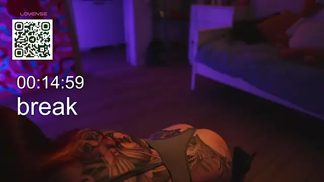 vse sukki online show from October 4, 2025, 5:09 am