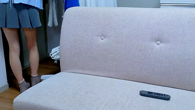 Snapshot of riken_jp chatting on October 19, 2025, 6:16 am riken jp online show from October 19, 2025, 6:16 am