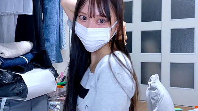 Snapshot of riken_jp chatting on October 1, 2025, 3:38 pm riken jp online show from October 1, 2025, 3:38 pm