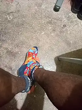 mario0212 online show from November 8, 2025, 5:33 am