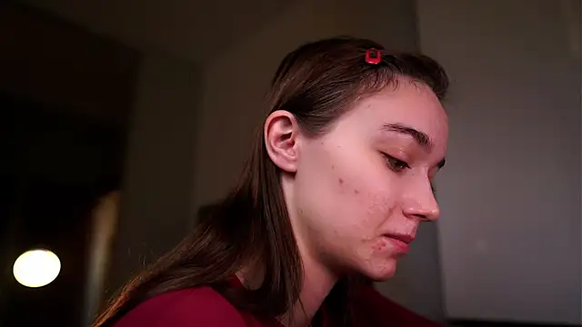 ileanacampbe online show from October 30, 2025, 4:33 am