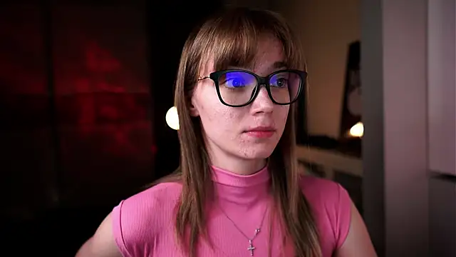 ileanacampbe online show from September 30, 2025, 4:29 am