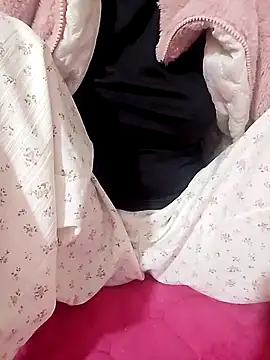 Snapshot of Cihixe1234 chatting on February 3, 2025, 2:45 pm Cihixe1234 online show from February 3, 2025, 2:45 pm