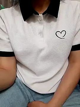 Snapshot of Cihixe1234 chatting on February 6, 2025, 12:37 pm Cihixe1234 online show from February 6, 2025, 12:37 pm