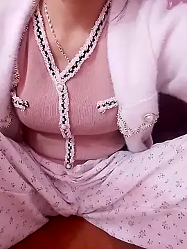 Snapshot of Cihixe1234 chatting on February 5, 2025, 12:49 pm Cihixe1234 online show from February 5, 2025, 12:49 pm