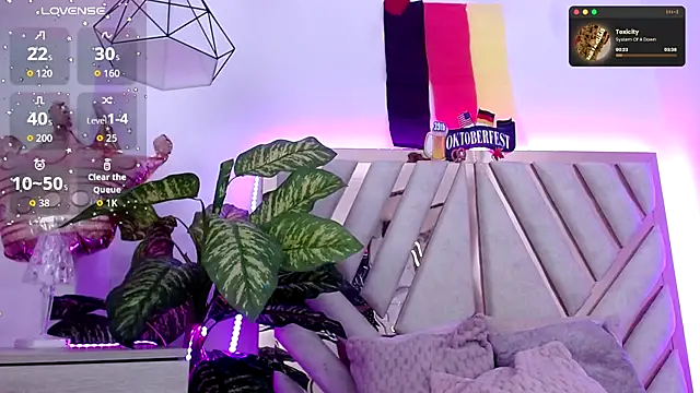 Snapshot of NyxAndria_1 chatting on September 29, 2025, 9:20 pm NyxAndria 1 online show from September 29, 2025, 9:20 pm