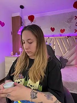 NyxAndria 1 online show from February 25, 2026, 1:17 am