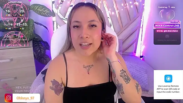 Snapshot of NyxAndria_1 chatting on March 14, 2025, 2:42 am NyxAndria 1 online show from March 14, 2025, 2:42 am