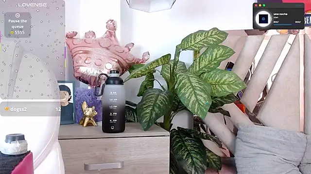 Snapshot of NyxAndria_1 chatting on September 16, 2025, 8:32 pm NyxAndria 1 online show from September 16, 2025, 8:32 pm