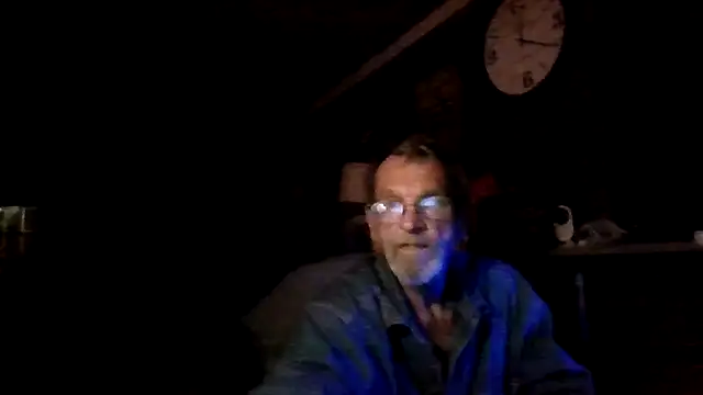 Snapshot of Aldick68 chatting on May 3, 2026, 5:23 am Aldick68 online show from May 3, 2026, 5:23 am